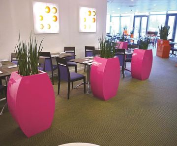Curvy Ursula - convex modular fibreglass planter