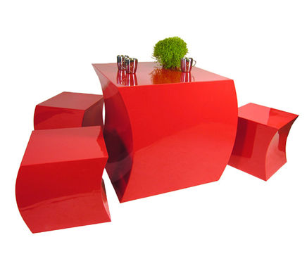 Jayne Furniture Curvy Planters - indoor outdoor planter and table set