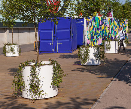 APRIL GO planter