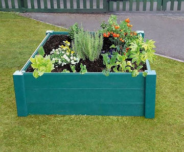 100% recycled plastic heavy-duty raised planter beds