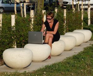 Cloud circular cast stone seat