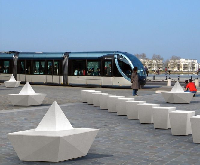 Bench Paperboat - sculptural outdoor bench
