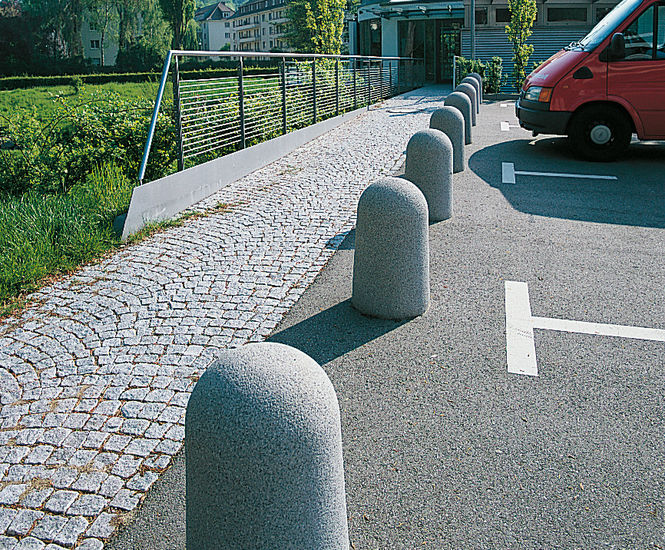 Bollard Fino -  architectural round concrete bollard