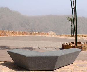 Bench Boomerang - precast concrete angled outdoor bench