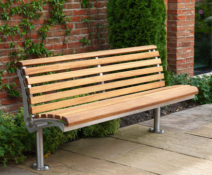 Magellan timber slatted seat