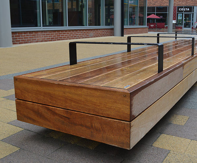 Bespoke seating and litter bins at Flemingate, Hull