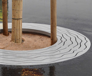 Perla C Tree Grille