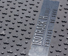 IsoTrack H heavy-duty ground protection mats