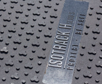 IsoTrack H heavy-duty ground protection mats