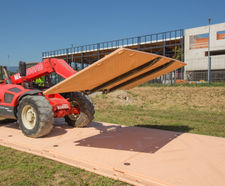 IsoTrack X - temporary heavy-duty ground protection mat