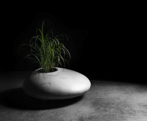 Stone + planted seating stone by Concrete Rudolph