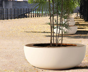 Lid planter by LAB23