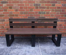 Cube recycled plastic seating
