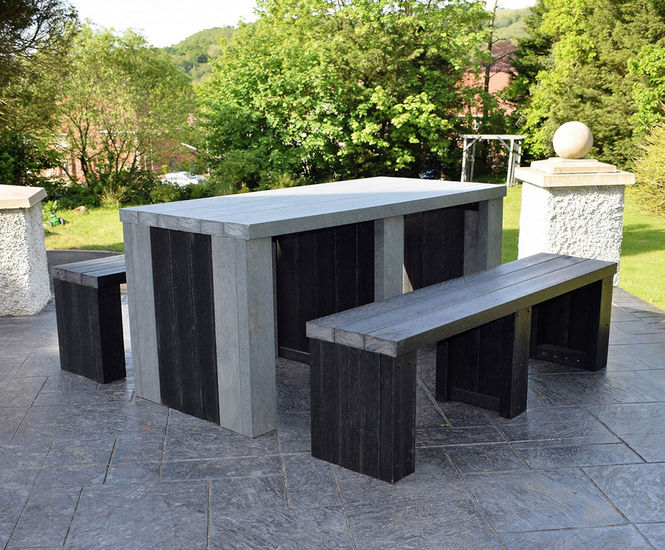 Metro 100% recycled plastic picnic table and bench set