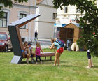 Woody Scorpio Solar Bench