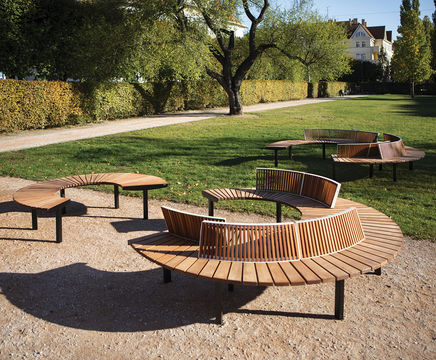 Lago round seating