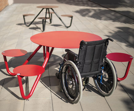 Orbit round or oval picnic table with integrated seats