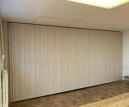 Acoustic movable wall for school hall