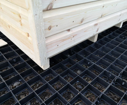 Building base cellular grids
