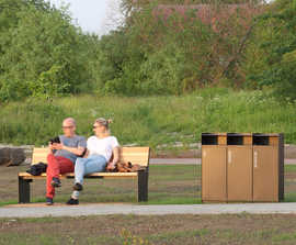 Park benches and litter bins for promenade renovation