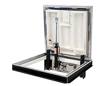 Type FR fire-rated floor doors