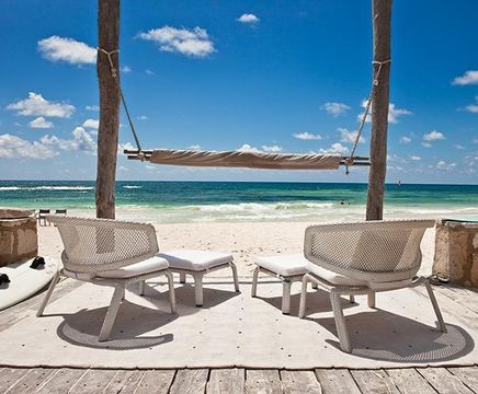 Seashell lounge chair
