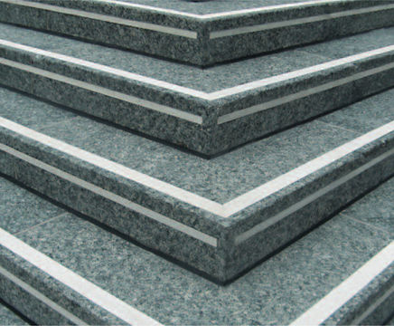 MagmaStrip™ anti-slip carborundum inserts