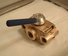 Cryogenic 3-way diverter valve Series 2005