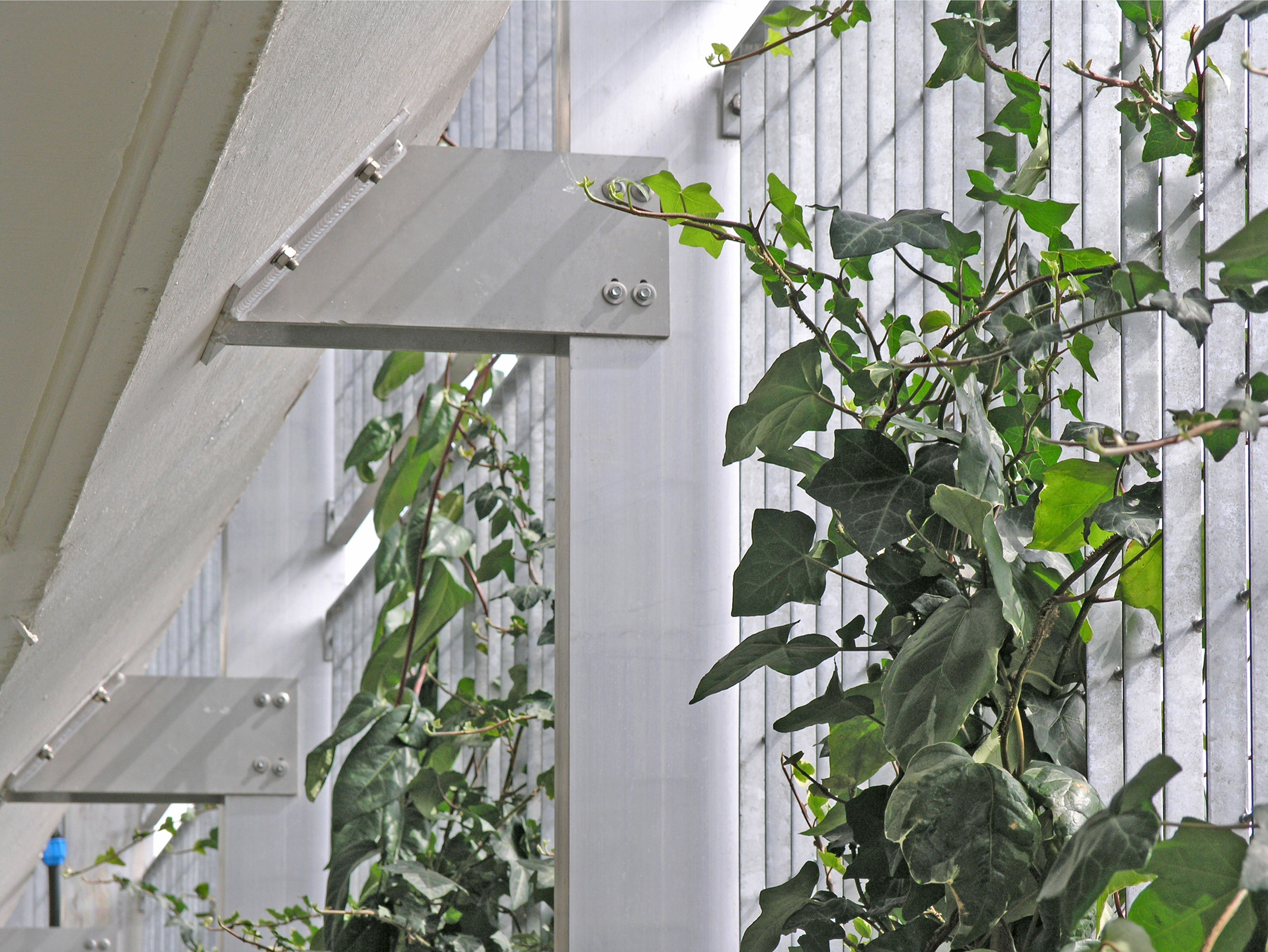 Green wall cladding to MSCP, New Covent Garden | Lang+Fulton | ESI ...