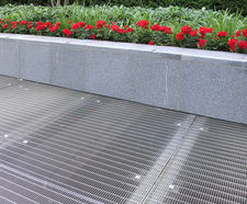 Stainless steel floor gratings - Chelsea Bridge apartments