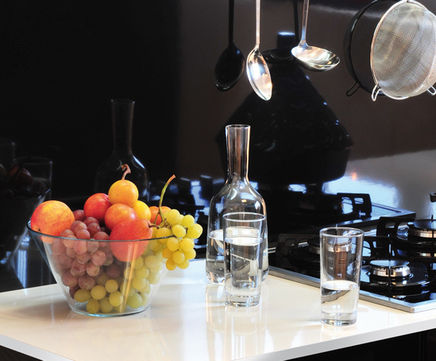 Polyrey launches a White Core Compact solid grade.