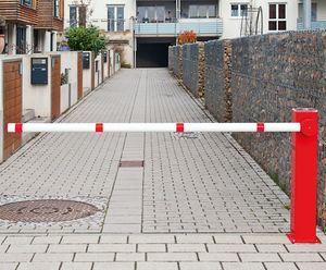 Solar-powered electronic rising arm barrier