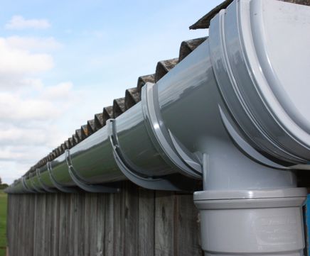 Kayflow® SuperDeep 170 PVC-U high-capacity gutter