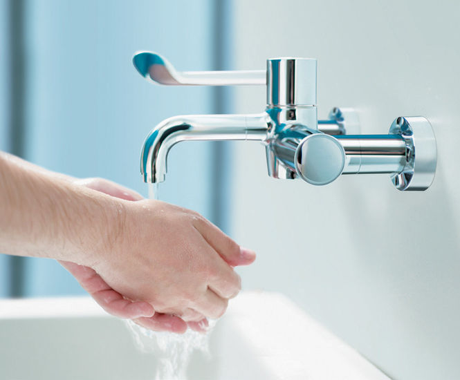Markwik 21+ thermostatic tap mixers for hospitals