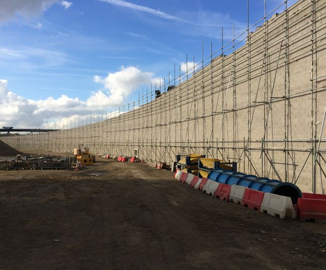 Retaining wall for Bus Rapid Transit North link