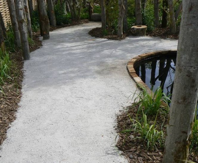 CEDEC® - silver granite or quartzite footpath gravel