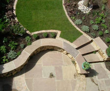 Slabby sandstone paving