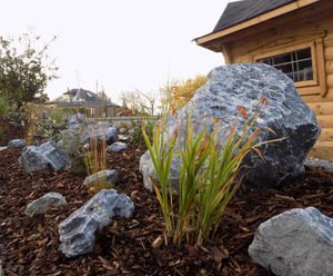 Rockery stones for gardens and features