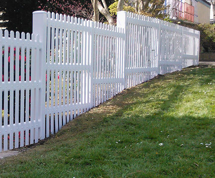 Duralock PVC-u fencing for homes and gardens