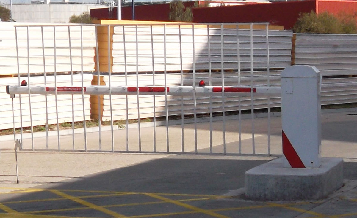 Images for FB automatic drop arm barrier (up to 9m span)