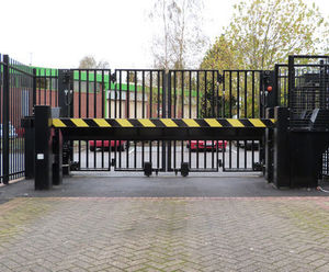 HVM security solutions for airport distribution centre