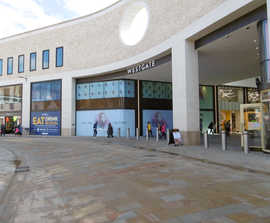  HVM bollards and vehicle gates protect shopping centre