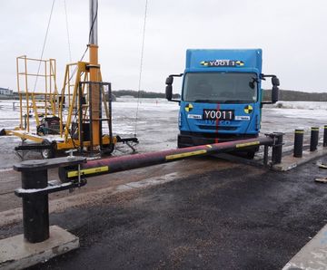 Terra Lunar 180 - IWA 14 ultra-shallow steel HVM bollard and beam system