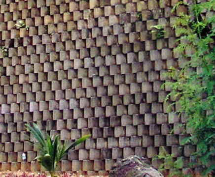 Betotitan - interlocking green wall for heights up to 22m