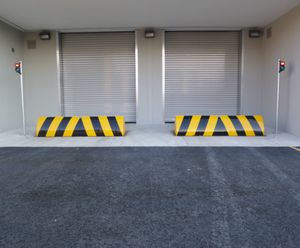 PAS 68 road blocker