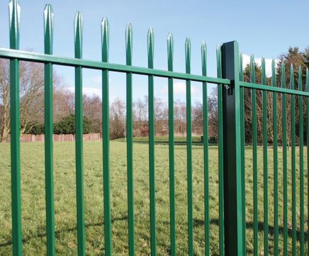 Diamex® Deterrent / Dart vertical bar security fencing