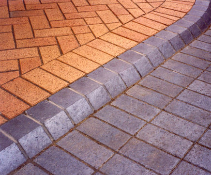 Clay paver kerb units