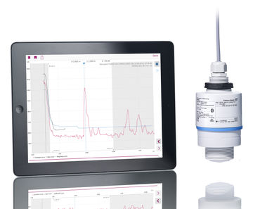 Micropilot FMR10 free-space radar for level measurement