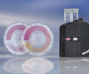 CHECKIT® compact lightweight colorimetric comparator