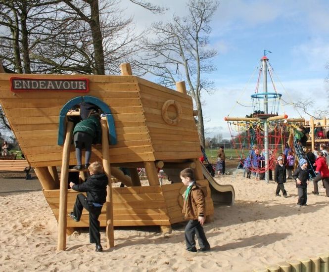 Bespoke ‘Endeavour’ play ship for Stewart Park